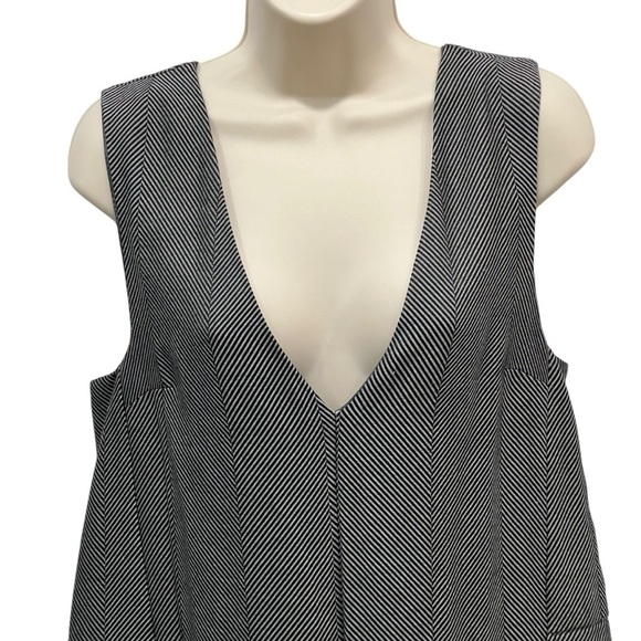 Anthropologie Cartonnier Oxford Jumpsuit Black Gray V Neck Size Small New - Picture 4 of 14